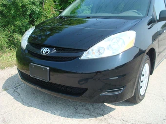 2010 Toyota Sienna CE Minivan 7-Passenger 119.3" WB - miniatura 76