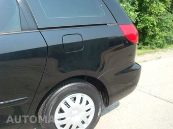 2010 Toyota Sienna CE Minivan 7-Passenger 119.3" WB - miniatura 84