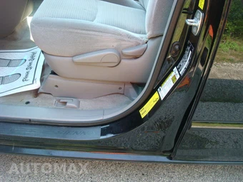 2010 Toyota Sienna CE Minivan 7-Passenger 119.3" WB - miniatura 97