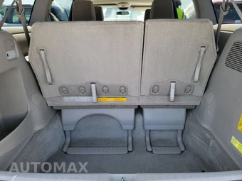 2010 Toyota Sienna CE Minivan 8-Passenger 119.3" WB - miniatura 16