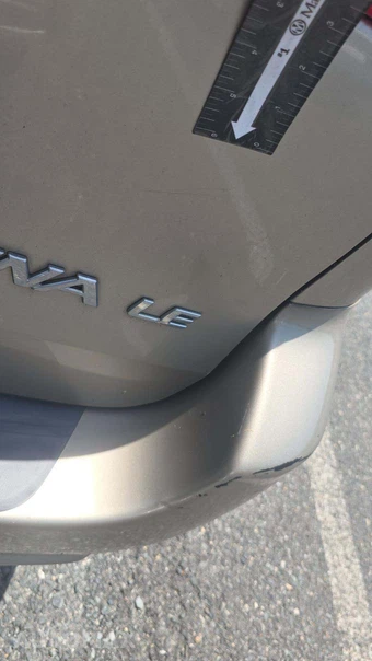 2010 Toyota Sienna CE Minivan 8-Passenger 119.3" WB - miniatura 25