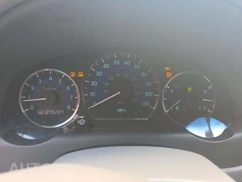 2010 Toyota Sienna LE Minivan 7-Passenger 119.3" WB – miniatura 9