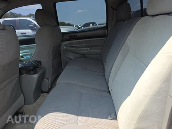 2010 Toyota Tacoma Crew Cab Medium Bed - miniatura 13