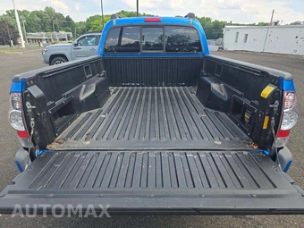 2010 Toyota Tacoma Crew Cab Medium Bed - miniatura 11
