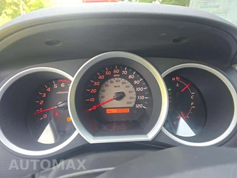 2010 Toyota Tacoma Crew Cab Medium Bed - miniatura 9