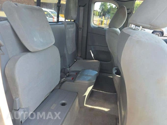 2010 Toyota Tacoma Extended Cab Medium Bed w/Rear Doors - miniatura 16