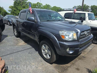 2010 Toyota Tacoma PreRunner Crew Cab Medium Bed - miniatura 4