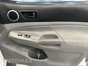 2010 Toyota Tacoma PreRunner Crew Cab Medium Bed - miniatura 14