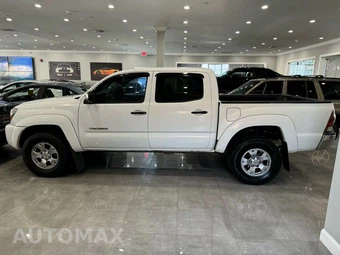 2010 Toyota Tacoma PreRunner Crew Cab Medium Bed - miniatura 2