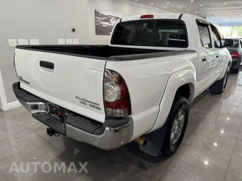 2010 Toyota Tacoma PreRunner Crew Cab Medium Bed - miniatura 5