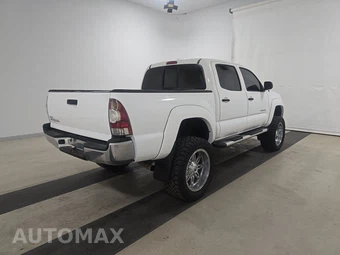 2010 Toyota Tacoma PreRunner Crew Cab Medium Bed - miniatura 4