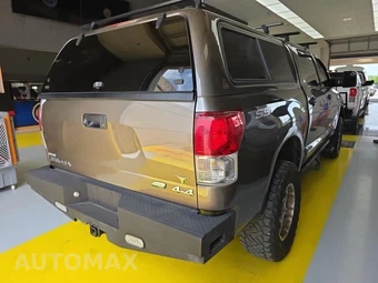 2010 Toyota Tundra Crew Cab Short Bed - miniatura 4