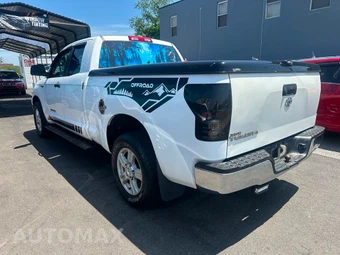 2010 Toyota Tundra Extended Cab Medium Bed - miniatura 2