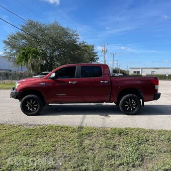 2010 Toyota Tundra Limited Crew Cab Short Bed - miniatura 2