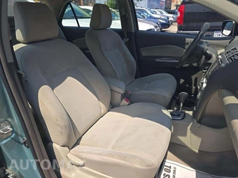 2010 Toyota Yaris Sedan - miniatura 18