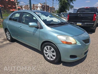 2010 Toyota Yaris Sedan - miniatura 4