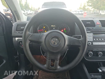 2010 Volkswagen Jetta Sedan Limited - miniatura 16