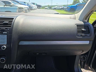 2010 Volkswagen Jetta Sedan SE – miniatura 19