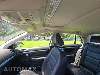 2010 Volkswagen Jetta Sedan SE – miniatura 21