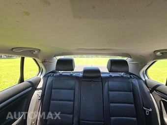 2010 Volkswagen Jetta Sedan SE – miniatura 22