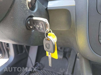 2010 Volkswagen Jetta Sedan SE – miniatura 8