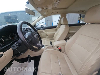 2010 Volkswagen Jetta Sedan SE – miniatura 12