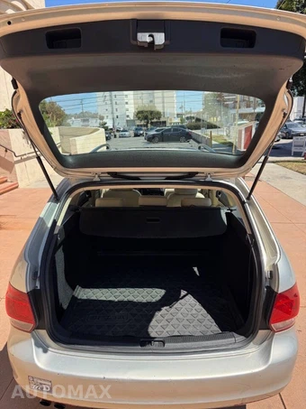 2010 Volkswagen Jetta SportWagen TDI Wagon - miniatura 13