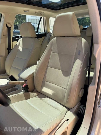 2010 Volkswagen Jetta SportWagen TDI Wagon - miniatura 15