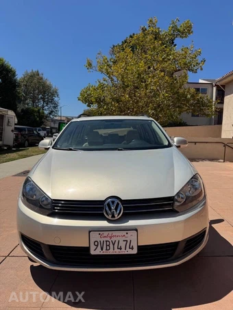2010 Volkswagen Jetta SportWagen TDI Wagon - miniatura 2