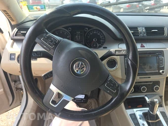 2010 Volkswagen Passat Sedan Komfort - miniatura 10