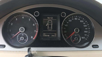 2010 Volkswagen Passat Sedan Komfort - miniatura 20