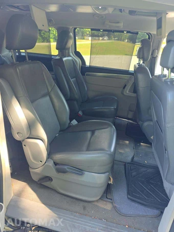 2010 Volkswagen Routan SE w/Rear Seat Entertainment 121.2" WB – miniatura 17