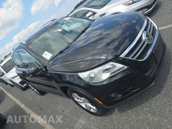 2010 Volkswagen Tiguan SE – miniatura 3
