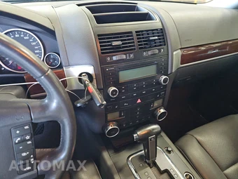 2010 Volkswagen Touareg VR6 - miniatura 11