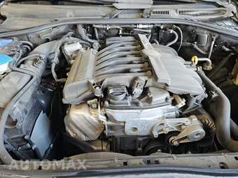 2010 Volkswagen Touareg VR6 - miniatura 15