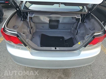 2010 Volvo C70 T5 – miniatura 16