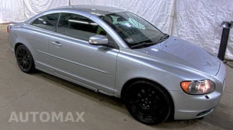 2010 Volvo C70 T5 – miniatura 3