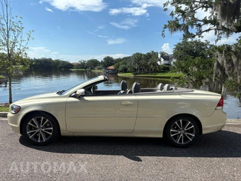 2010 Volvo C70 T5 - miniatura 17