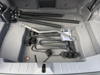 2010 Volvo C70 T5 - miniatura 32