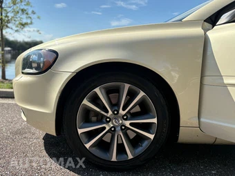 2010 Volvo C70 T5 - miniatura 8