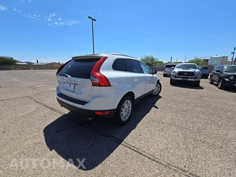 2010 Volvo XC60 T6 w/Moonroof – miniatura 3