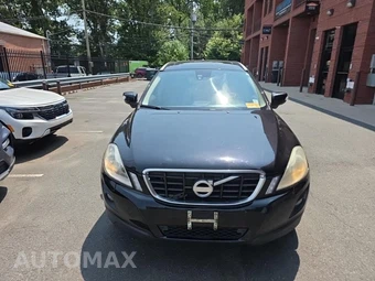 2010 Volvo XC60 T6 w/Moonroof – miniatura 2