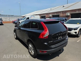 2010 Volvo XC60 T6 w/Moonroof – miniatura 6
