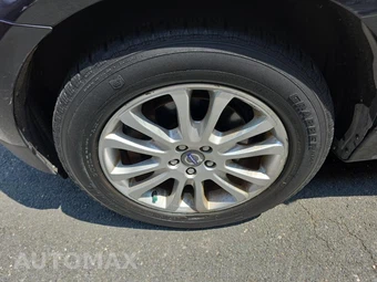 2010 Volvo XC60 T6 w/Moonroof – miniatura 8