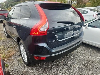 2010 Volvo XC60 T6 w/Moonroof – miniatura 6