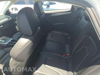2011 Audi A4 2.0T Premium Plus Sedan – miniatura 13