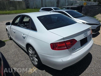 2011 Audi A4 2.0T Premium Plus Sedan – miniatura 2