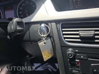 2011 Audi A4 2.0T Premium Plus Sedan – miniatura 8