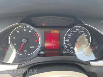 2011 Audi A4 2.0T Premium Plus Sedan – miniatura 9