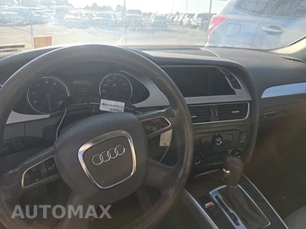 2011 Audi A4 2.0T Premium Plus Sedan – miniatura 11